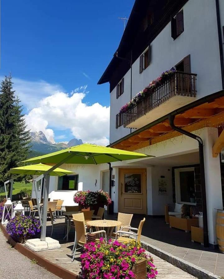 Ciasa Alpina Relax Hotel Moena Eksteriør billede